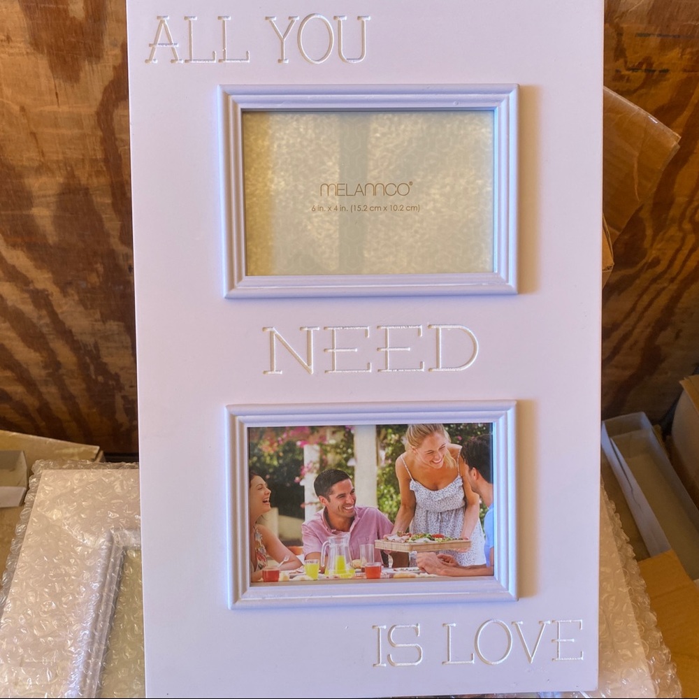 Picture frame by melannco